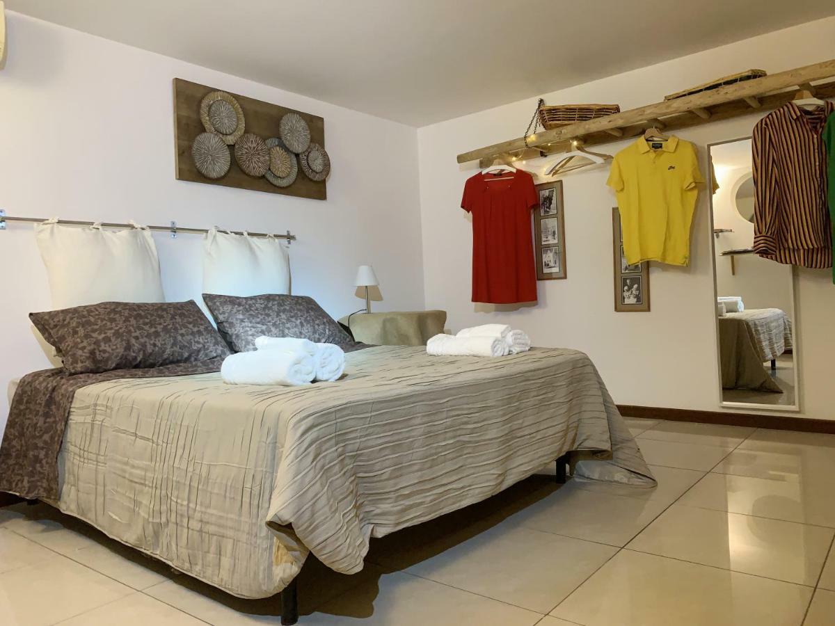 Azzurra Flat Bari Center Appartement Buitenkant foto